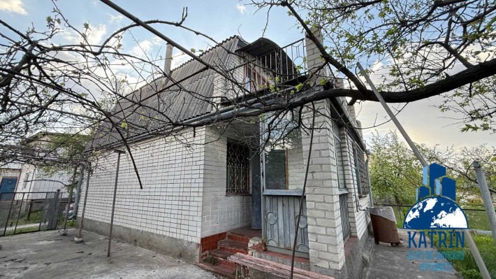 Продам добротний 2 поверховий будинок біля озера Березанівка - фото 1