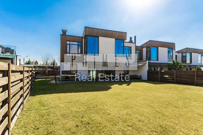 Продаж будинку 155м2 в КМ Коник, вул. Золоті джерела - фото 1