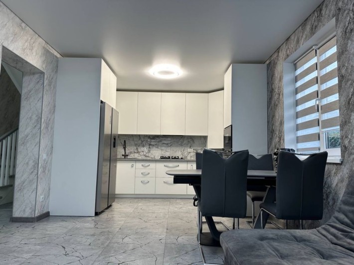 Продам будинок з ремонтом - фото 1