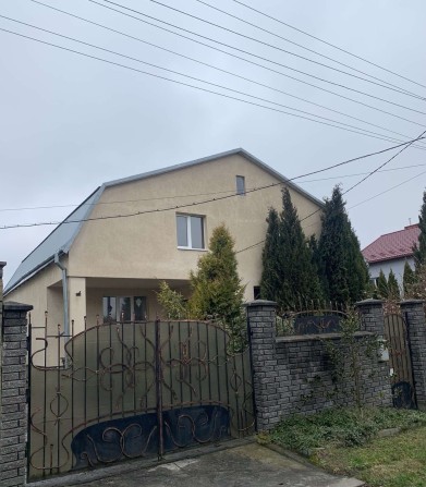 Продаж двоповерхового будинку в передмісті Львова - фото 1