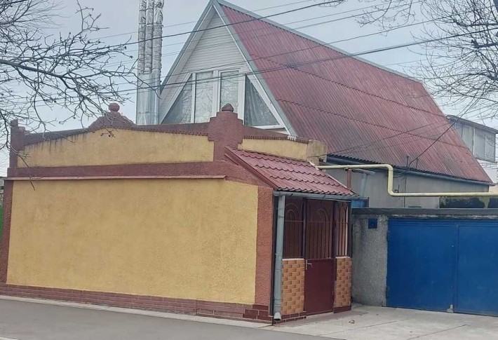 baz-03  Продам дом в городе с ремонтом 98м. - фото 1
