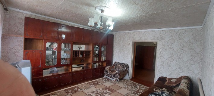 Продам полдома с гаражом, метро Холодная Гора, можно по сертификату - фото 1