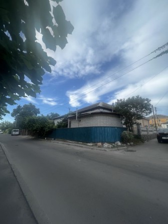 Частина будинку в центрі - фото 1