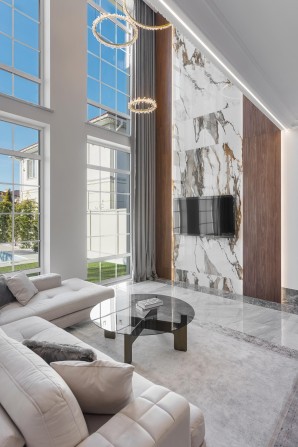 Продажа ДОМА в Совиньоне, 300м², 7.5 соток - фото 1