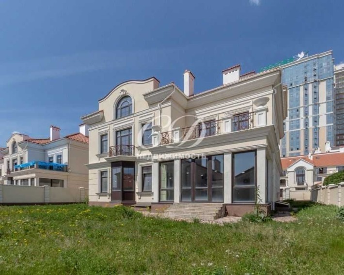 Продам коттедж в "Дубаи в Одессе", Королевские Сады на Французском - фото 1