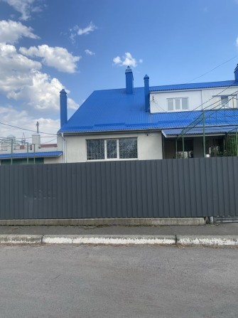Продам Таунхаус на Залізничному Селищі - фото 1