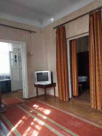 Продам  полдома  метро Армейская - фото 1
