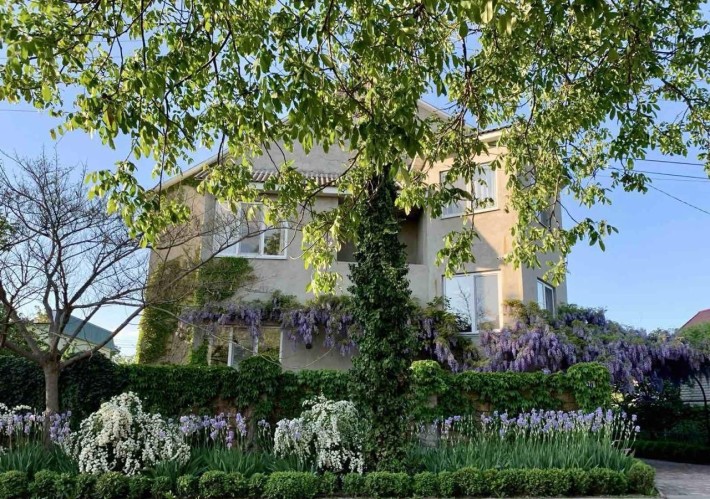Продам дом с ремонтом  для двух семей(204-768) - фото 1
