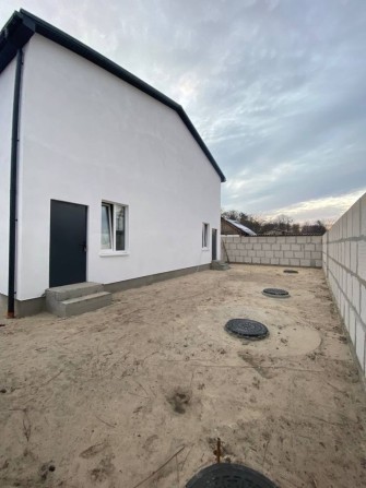 У зв‘язку з виїздом за кордон - терміновий продаж !!! Ціну знизив !! - фото 1