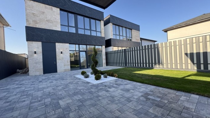 Будинок - 150м + 71м підвал, РОЗСТРОЧКА, 65000$ перший внесок - фото 1