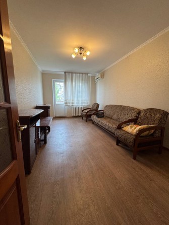 Продам трикімнатну квартиру на Ільфа і Петрова, Таїрово Одеса (Київський район) - фото 1