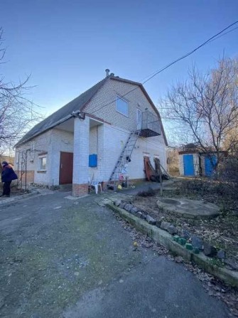 Продам 2х эт дом ,10мин от Харькова, 110м2 в жилом состоянии(код 5123) - фото 1