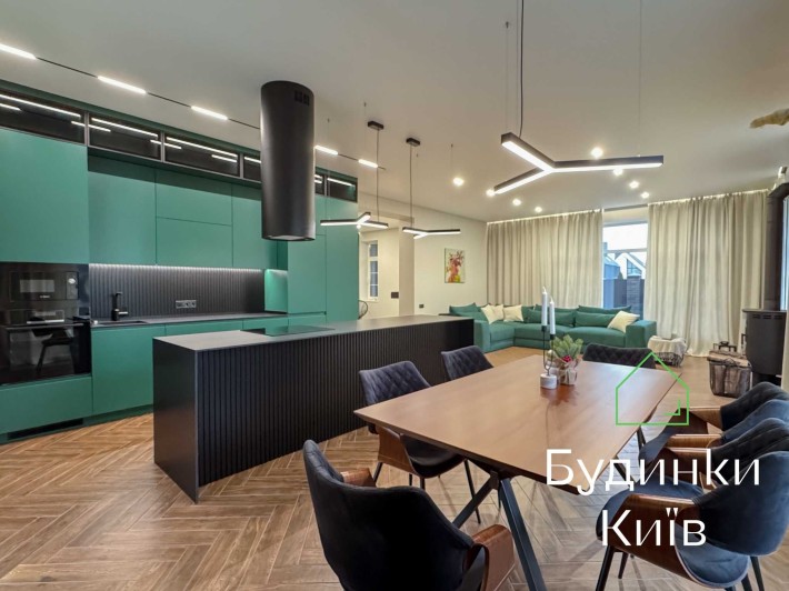 Продаж нового будинку з дизайнерським ремонтом в Ірпені - фото 1