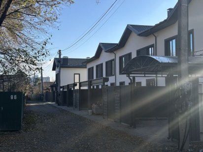 Кутовий таунхаус біля парк Правика Ірпінь