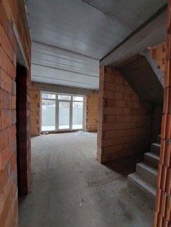 Продам Таунхаус в центрі міста! - фото 1