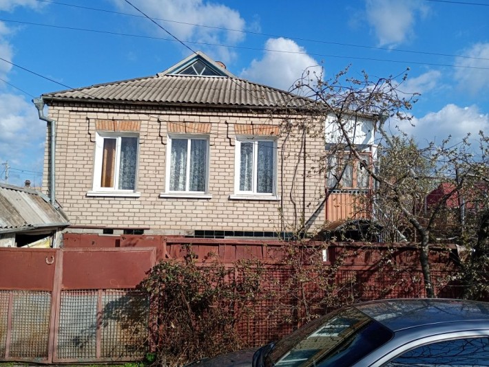 2 поверхи дім на Бажаново - фото 1