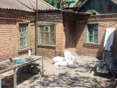 Продам будинок під капітальний ремонт (реставрацію) Кривий Ріг