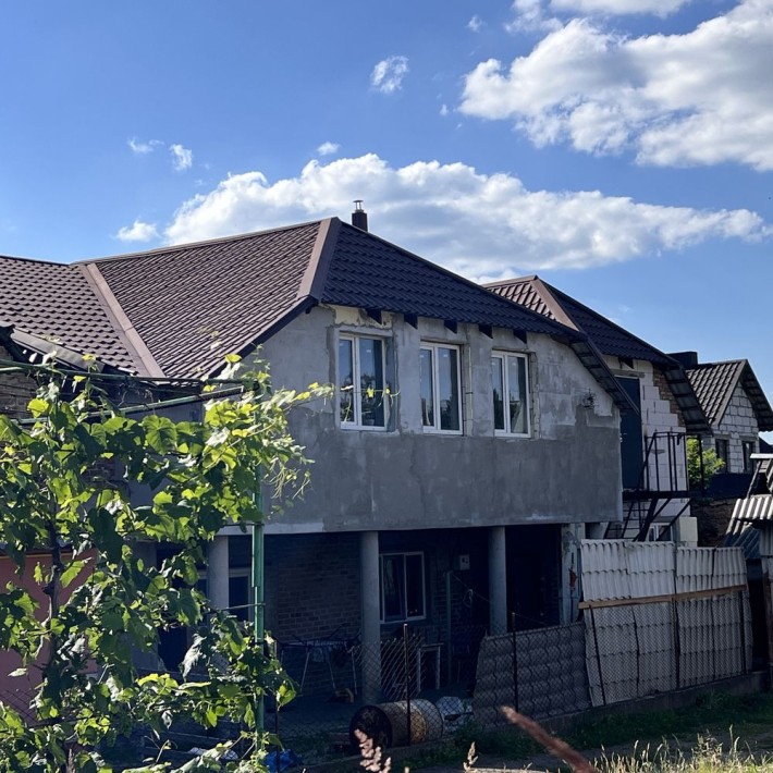 Продам частину житлового будинку в м. Луцьк, вул. Рівненська - фото 1