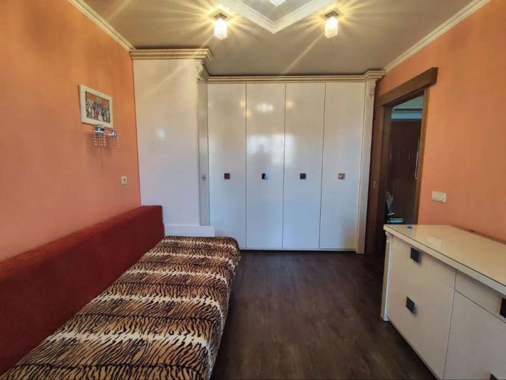 Продаж  1к. квартири вул. Олександра Махова, 5 - фото 1