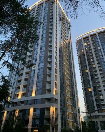 Продаж 3-к квартири вул. Князя Романа Мстиславича 28б - фото 1
