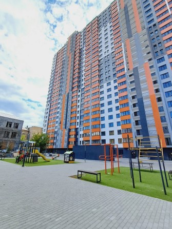 Без комісії. Продаж 3 кімнатної квартири в ЖК Дніпровська Мрія - фото 1