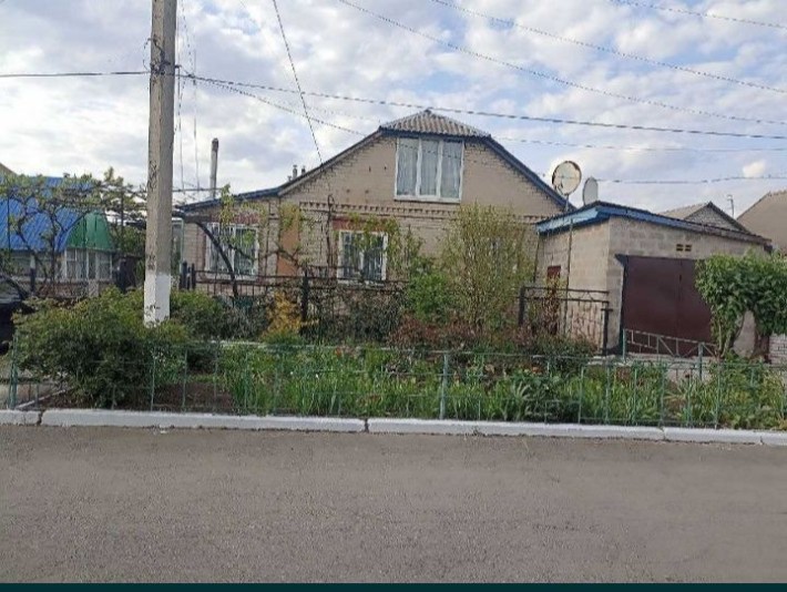 Продам приватний будинок - фото 1