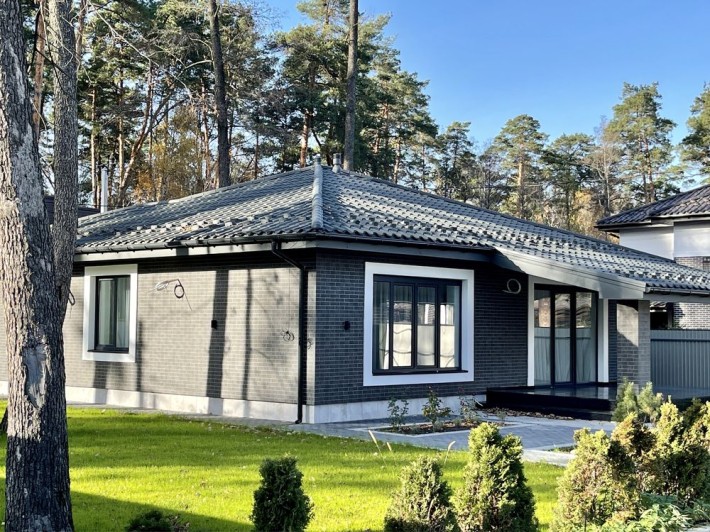 Дом с ремонтом в лесной Буче, возле Бучанского парка. - фото 1