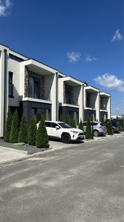 Таунхаус 150м2 з ремонтом кутовий - фото 1