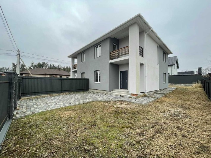 Двоповерховий дуплекс площею 115,6 м² на земельній ділянці 3 сотки. - фото 1