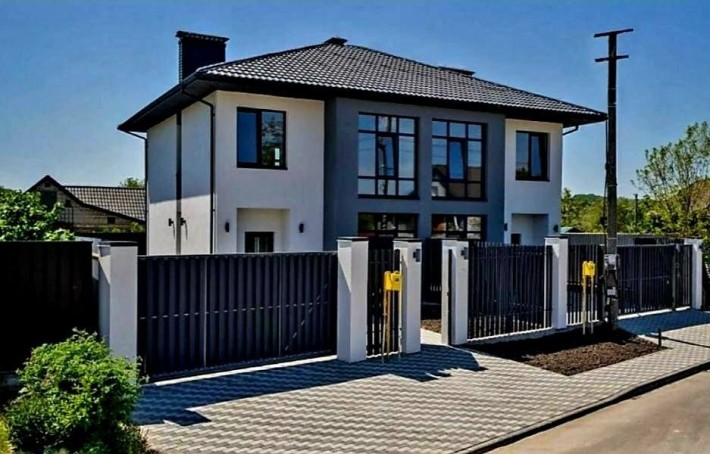 Велика Ділянка‼️ Дуплекс під чистовий ремонт. Окремий заїзд. Газ. - фото 1