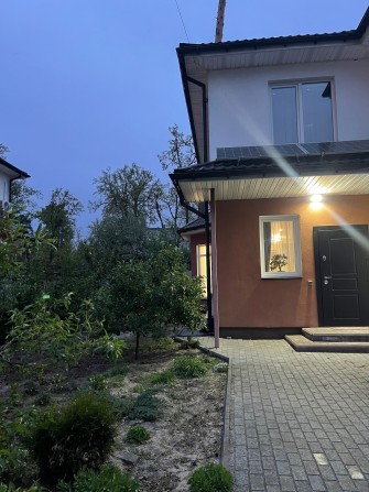 Продам дуплекс з ремонтом 85 кв.м. з басейном, 3 с.землі, власник - фото 1