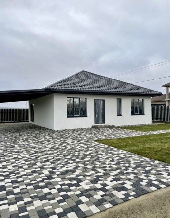 Продам одноповерховий будинок, 5 соток, р-н Сінергії, якість ТОП - фото 1