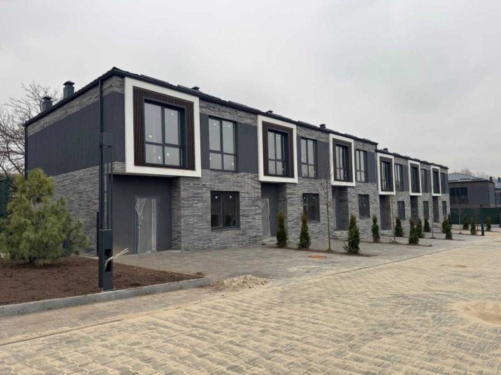 Продаж Таунхаус 115 кв м4 к без ремонту Софіївська Борщагівка 1.5 сот - фото 1