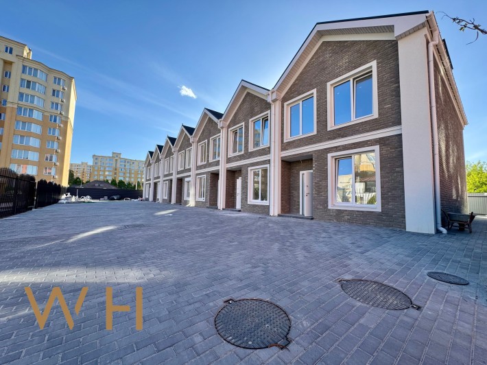 Продаж 4-кімн Таунхаус, 110m², 1,5 сотки, ЖК Софія, Без % - фото 1