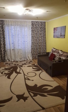 Здається двох кімнатна квартира в оренду - фото 1