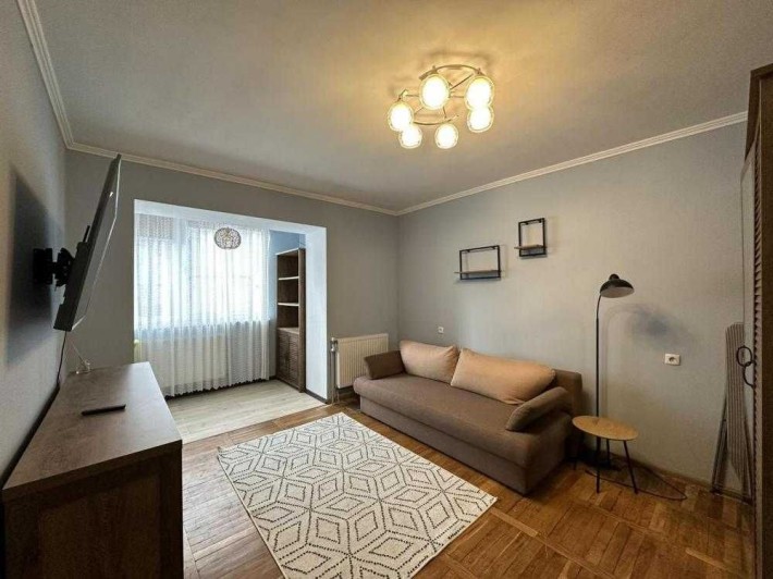 1-но квартира з ремонтом на Леонтовича - фото 1