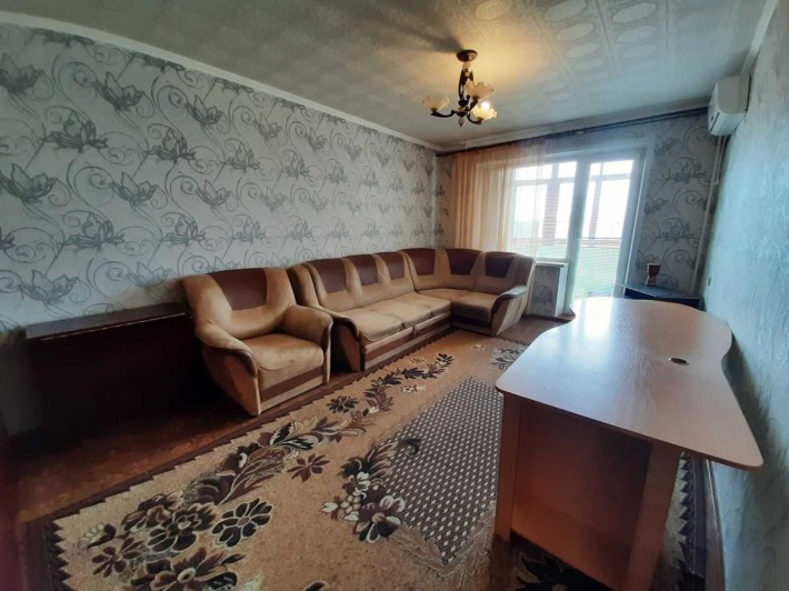 Аренда 1 комн. кв. ул. Быкова 23 на Лазурном - фото 1