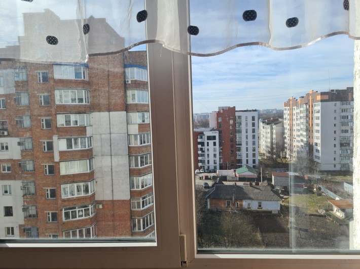 1к Виставка Електроніка меблі техніка - фото 1