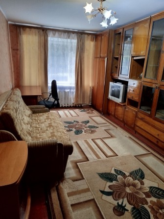 Оренда двох кімнатної квартири Виставка . 6000 гр - фото 1