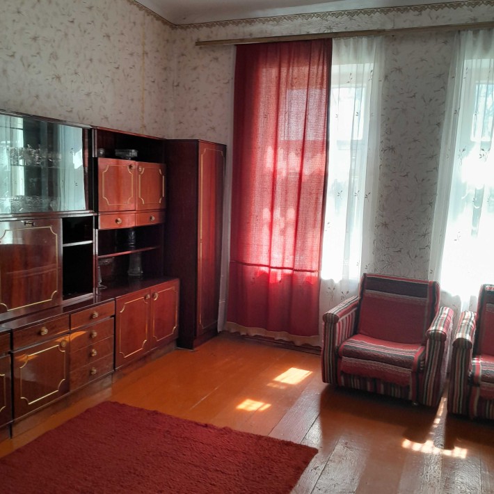 Довгострокова  оренда   3 кв.  квартири по вул.Пушкіна. - фото 1