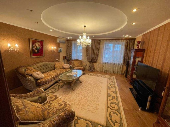 Сдаю, VIP Квартиру 170м2 в Центре, 2х-уровневая, Собсвенник - фото 1
