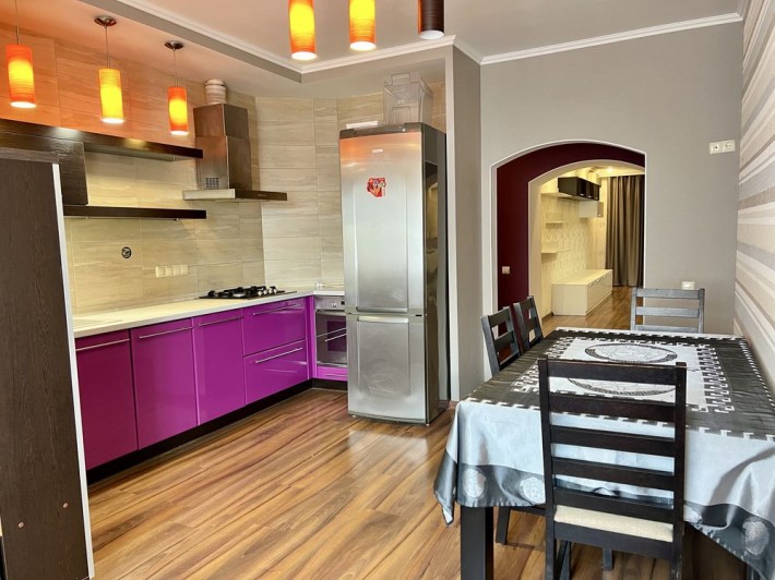 Оренда 3к квартира, 124м2, центр, Соборності 77а - фото 1
