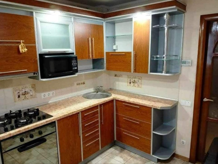 Здам 2к в центрі для родини з дітьми - фото 1