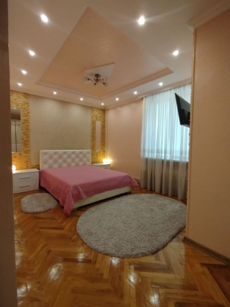 3-кімнатна квартира з дизайнерським ремонтом - фото 1