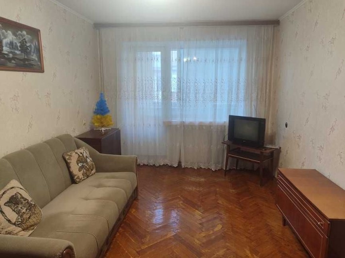 3-х кімнатна квартира, центр, 3\5ц, 50кв.м - фото 1