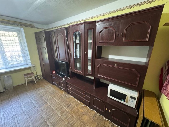 Здам 1 кімнатну в гуртожитку, КОМАРОВА (ЧЕРЕМОШ), ХОЛОДИЛЬНИК, ВІЛЬНА! - фото 1
