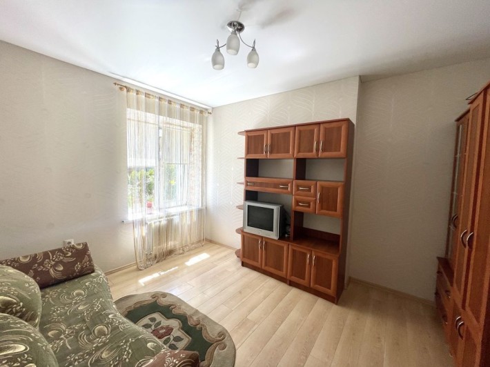 Квартира з автономним опаленням та свіжим ремонтом - фото 1