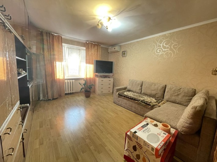 ОРЕНДА 2-кімн. квартири в центрі міста, по вул. Благовісна, 220 - фото 1
