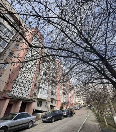 ОРЕНДА 2-кім. квартири, МАКАРОВА, Немебльована - фото 1