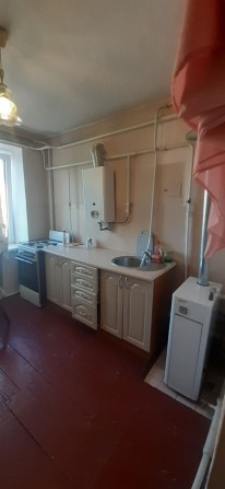 1 кімнатна в центрі з котлом - фото 1